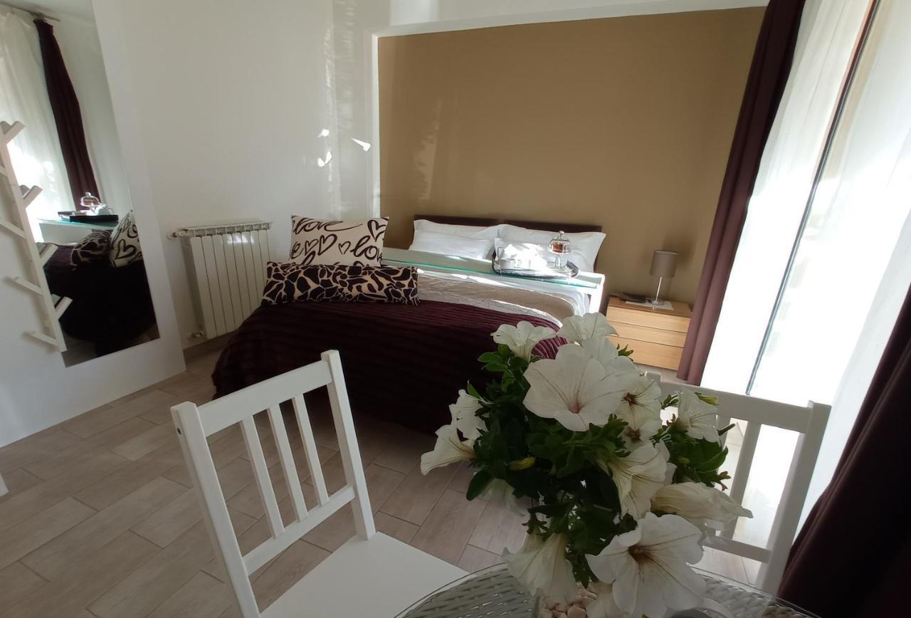 B&B Casa Althea Міло Екстер'єр фото